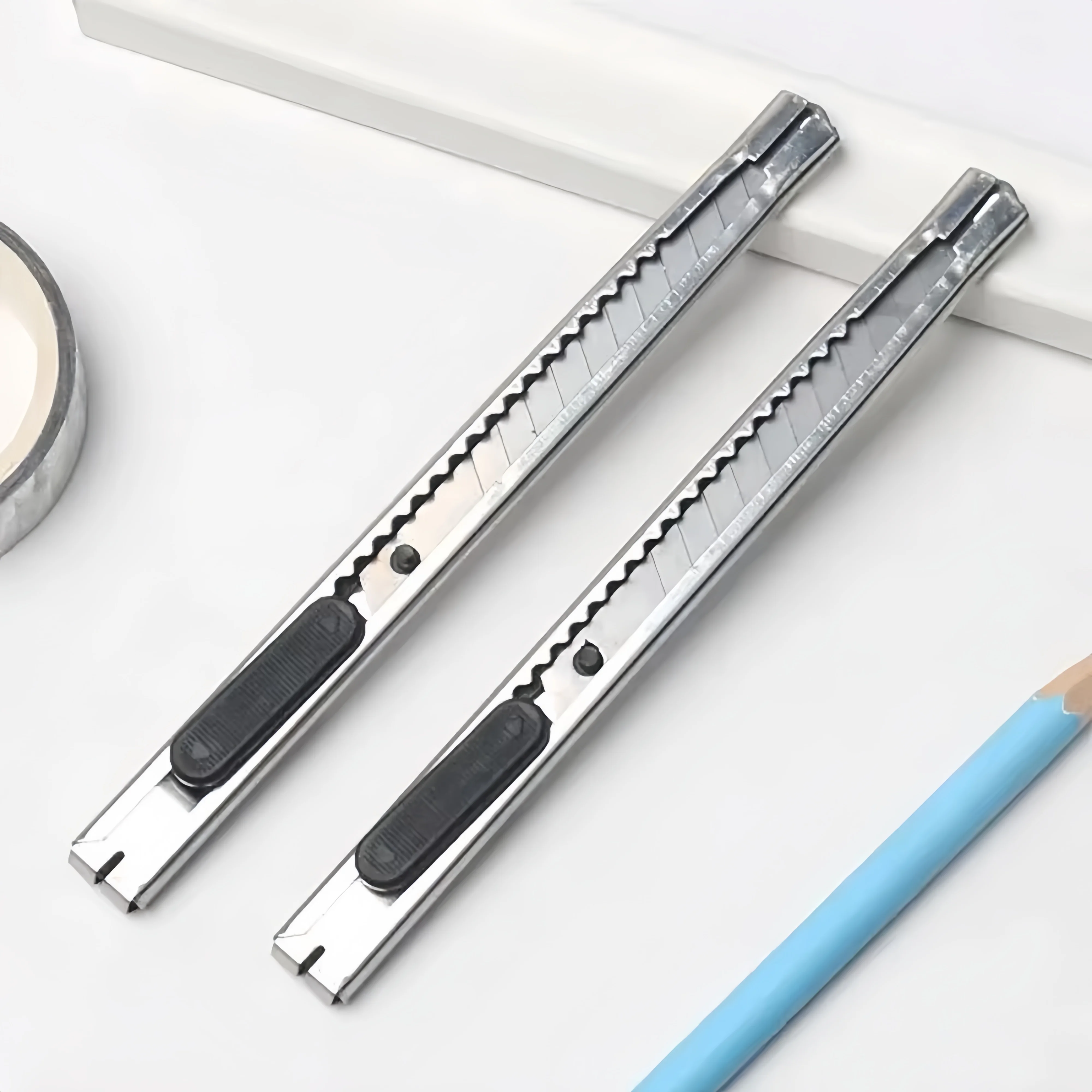 سكين أداة يدوية معدنية سكين مكتب قابل للسحب للاستخدام المنزلي اللوازم المكتبية اللوازم المدرسية