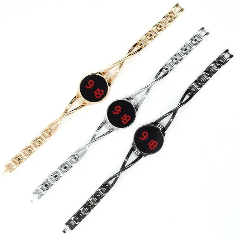 女性用スチールストラップ付きLEDウォッチ,タッチスクリーン,ファッショナブルな学生用時計,シンプルなスタイル,電子ブレスレット