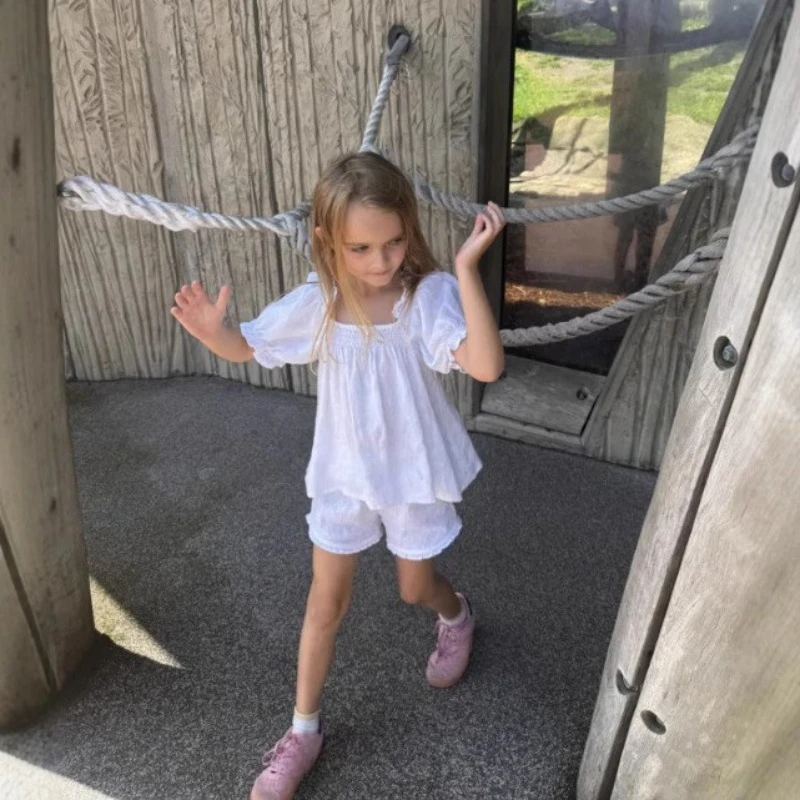 2026 European American Kids Summer Cotton Linen Loose Neck Doll Top Elastic Sleeve Casual Top Girls Stylish