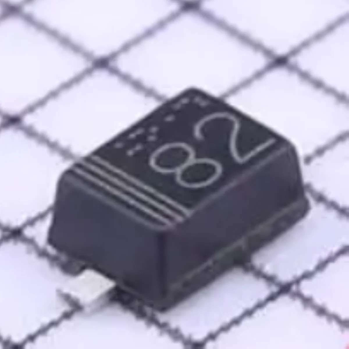 UDZVTE-174.3B Marking 82 NEW Original Voltage Regulator Diode 82 5uA@1V SOD-323FL SOD323FL SC90A 4.3V 200MW UMD2 DIODE ZENER 82