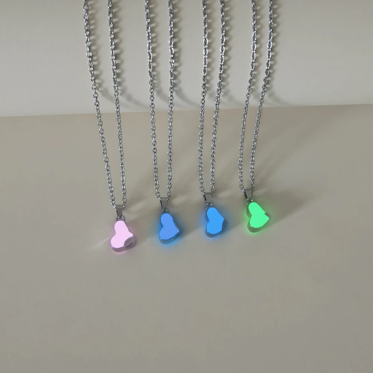 4 Pcs Luminous Four-Leaf Clover Good Friend Sister Brother Couples Grow In The Dark Stainless Steel Chain Jewelry Set Pe