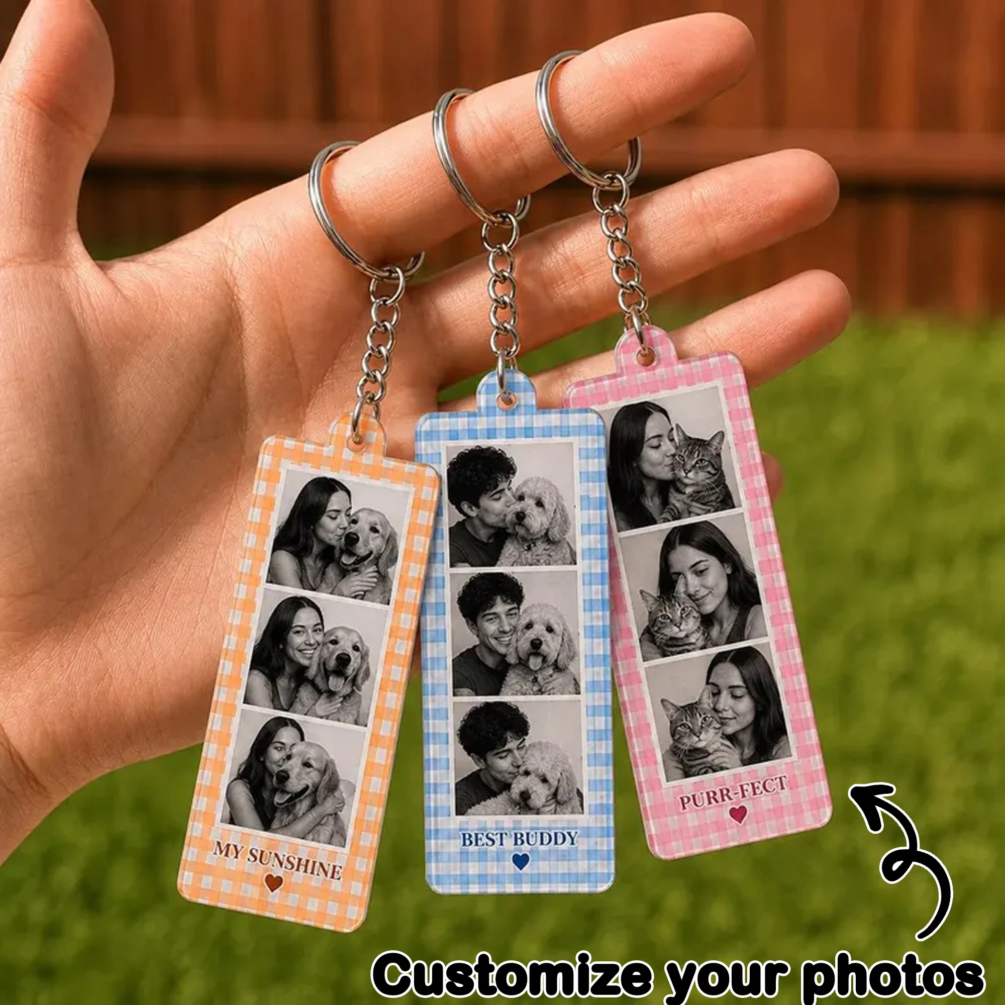 Personalized Photo Frame Keychain, Custom College-Style Photo Portrait Keychain, Striped Photo Frame Couple Picture Keyring, Pet Lover Gift, Photo Custom Keychain, Friend Commemorative Gift, Couple Gift, Family Gift, Custom Keychain