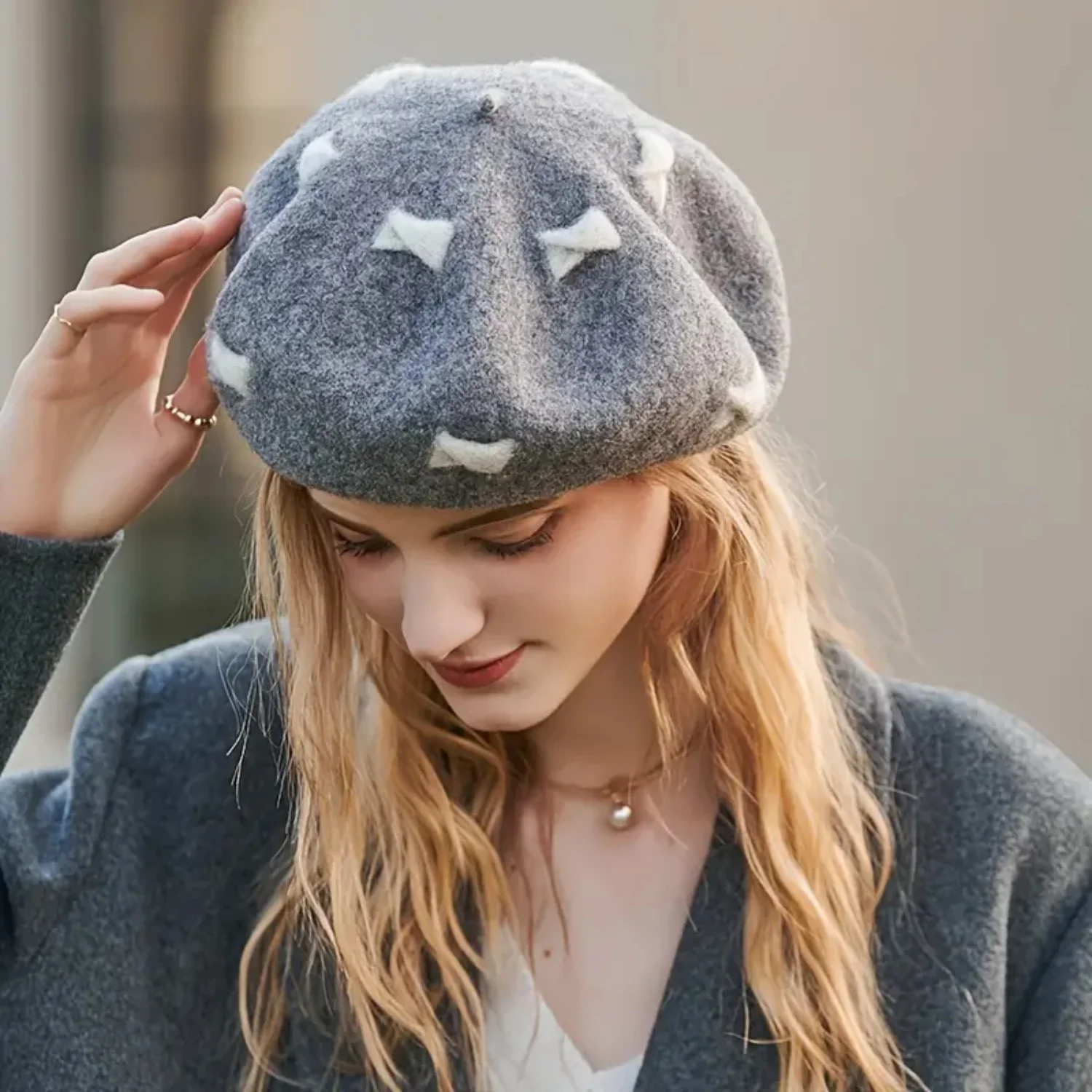 

Модный берет с бантом — теплая и нечеткая шерстяная шапка | Модный и милый берет во французском стиле.