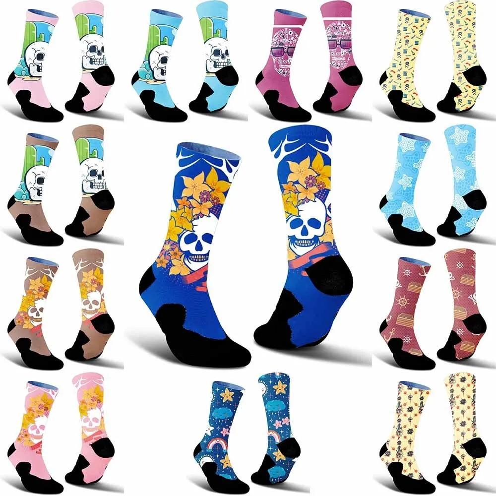 Trendy riders' must - have! Quick - dry, breathable socks with skull & nautical prints, eye - catching & comfy.