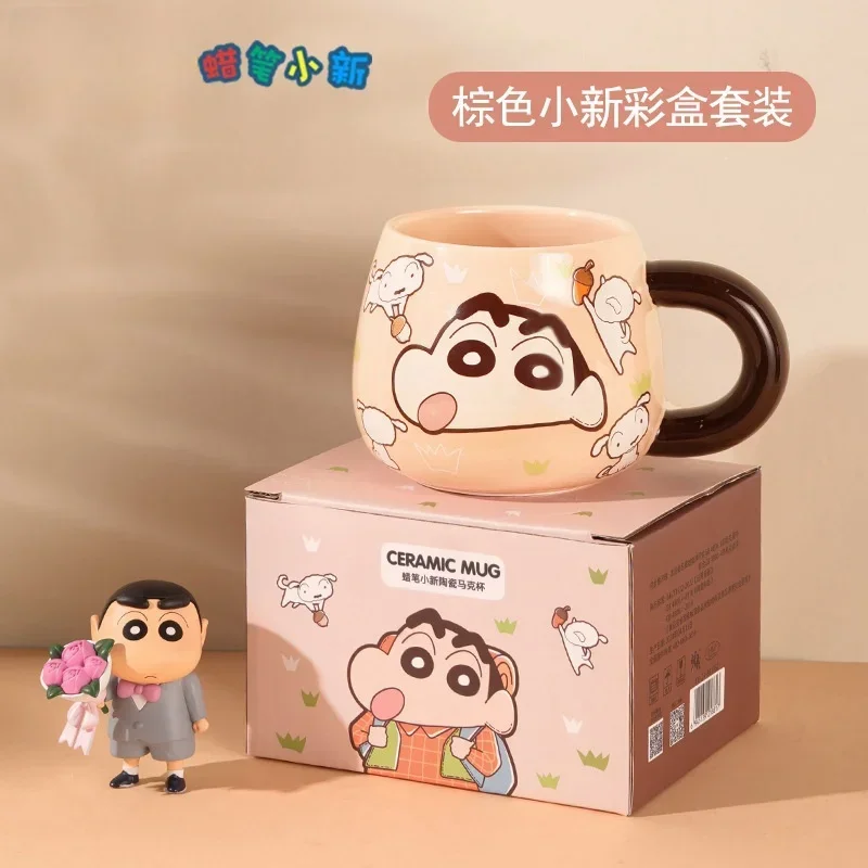 Tasse périphérique Crayon Shin-chan avec couvercle, tasse à café domestique, tasse en céramique, cadeau d'anniversaire pour garçons et filles