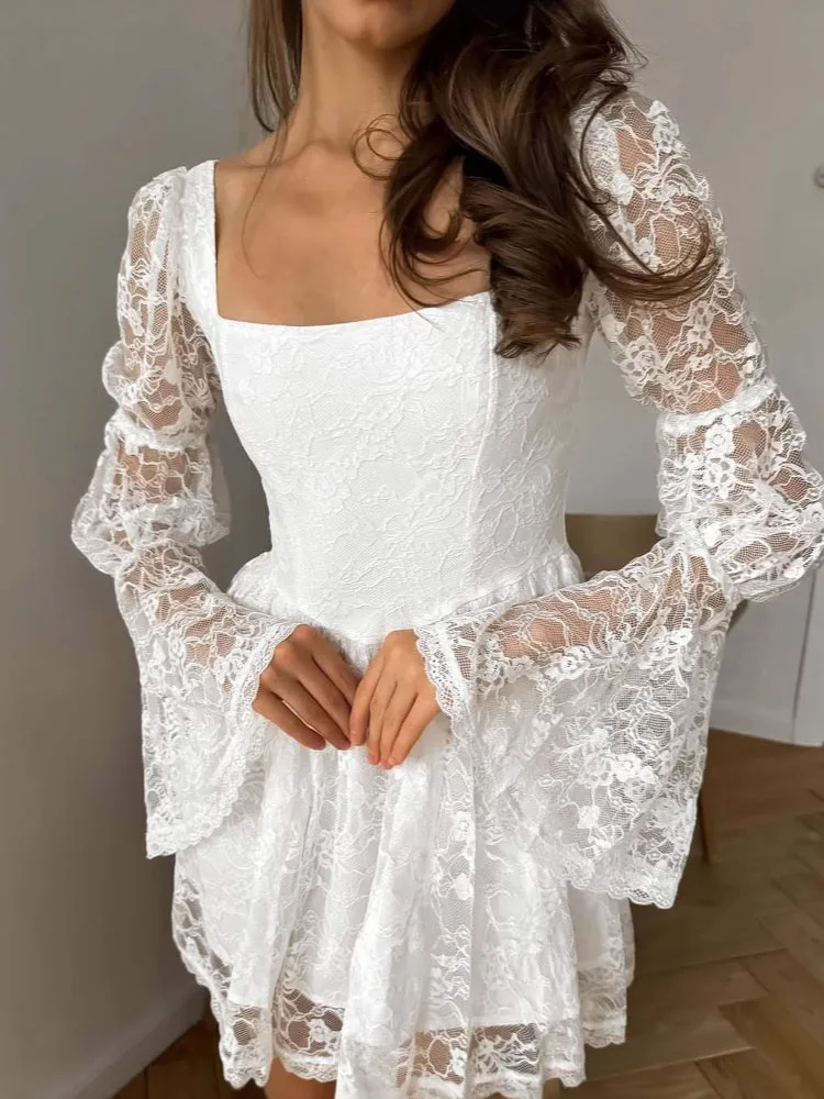 مثير الدانتيل والتطريز الصلبة الأبيض فستان قصير عادية لوتس الجذر كم فستان الحفلات الخريف أنيقة ساحة طوق كعكة ألف خط فستان