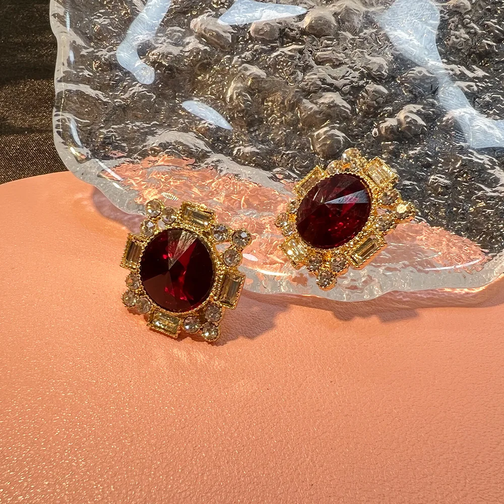 DIY accessories Retro earrings women's niche design sense court style personality heavy industry glazed earrings vintage medieva