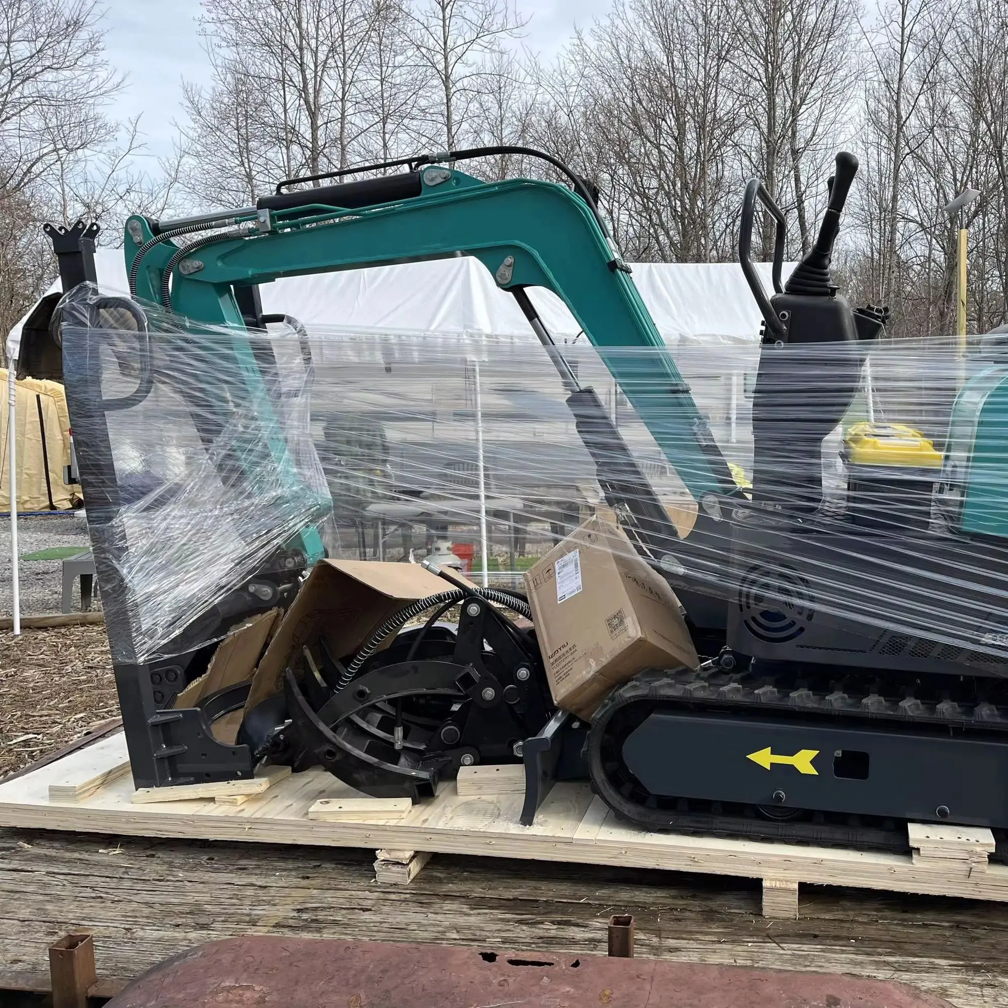 حفارة صغيرة ZONAWELL ZNW 12 متعددة الوظائف، سرعة تأرجح 13 دورة في الدقيقة، تتطابق مع المرفقات المختلفة للاستخدام الواسع