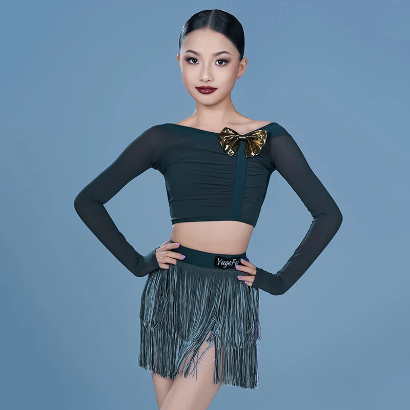 

2025 New Latin Dance Costume Long Sleeves Tops Tassel Skirt Performance Dancewear Cha Cha Samba Dance Competition Wear DNV20993