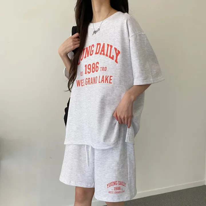 Estate alla moda coreana donna casual sport 2 pezzi pantaloncini larghi set moda cotone dimagrante girocollo manica corta 2 pezzi abiti