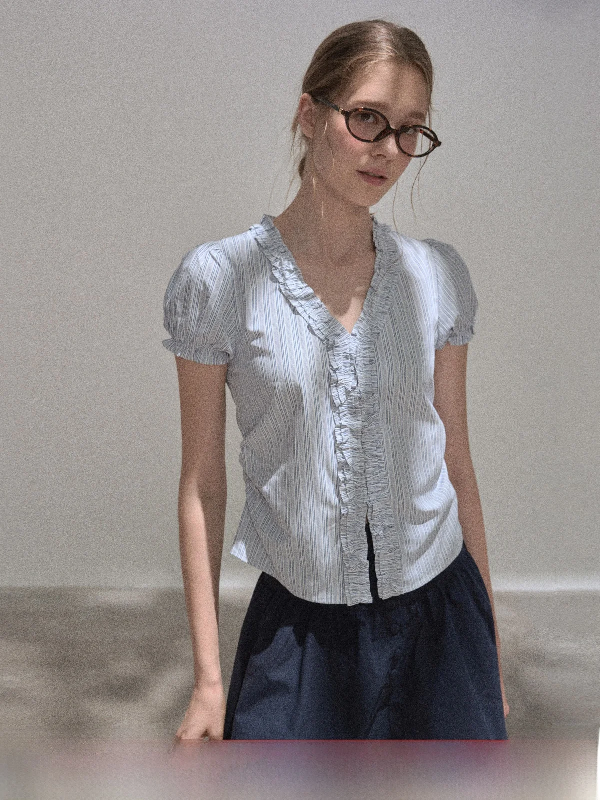 

Summer Women's Bubble Sve irt V-Ne Slim Fit Waist-Cinching Blue Striped ort Sve Anti-Wrinkle Commute Sle