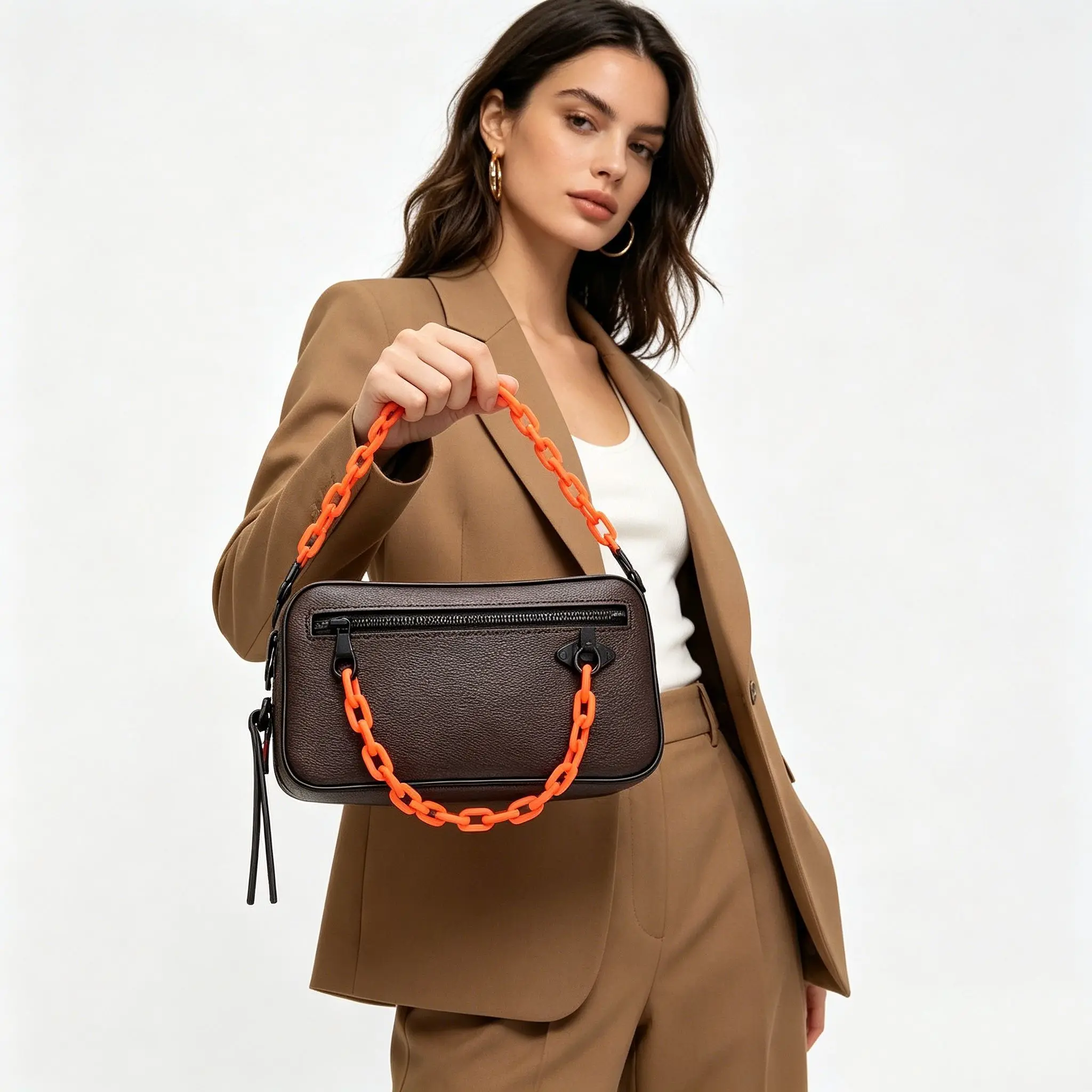 

Women's brown camera bag, paired with an orange chain, punk-style crossbody bag and clutch, avant-garde street-style shoulder bag