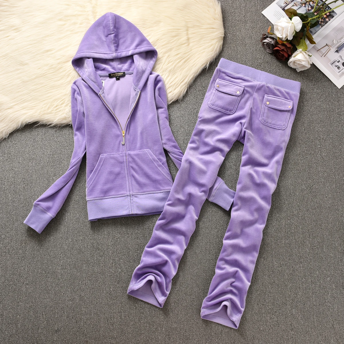 

2022 Juicy Lovers Brand Coconut New Women Sporting Suits Solid Velvet Spring Autumn Casual Tracksuits Slim Sportswear suit