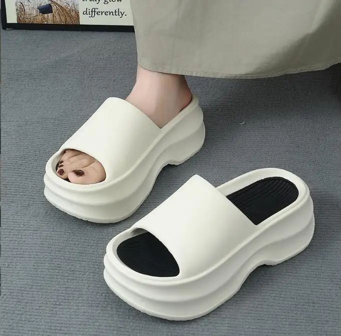 Thick Bottom Slippers Women Outdoor Beach Sandals Fashion Slides Female Open Toe Slippers Cozy Soft Sole Shoes
