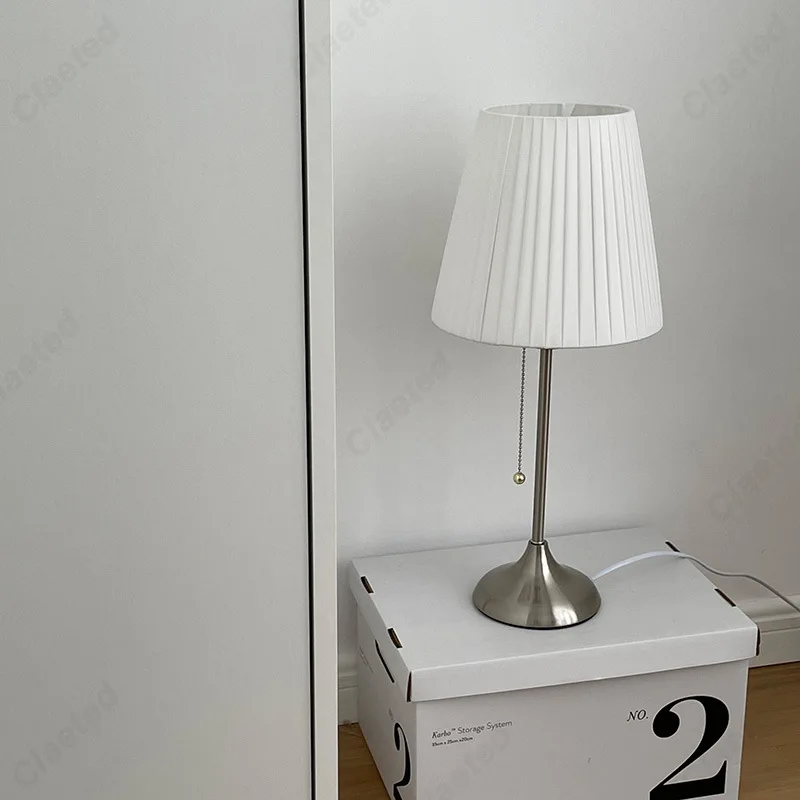 New Simple LED Beige Lampshade Small Desk Lamp Study Office Bedroom Bedside Decorative Atmosphere Lighting.