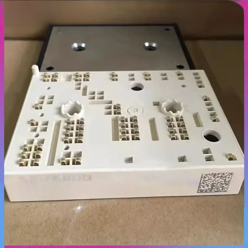 

SKIIP39AC126V20 SKiiP39AC12T4V10 SKiiP38AC126V2 SKIIP 39AC126V20 Original Module