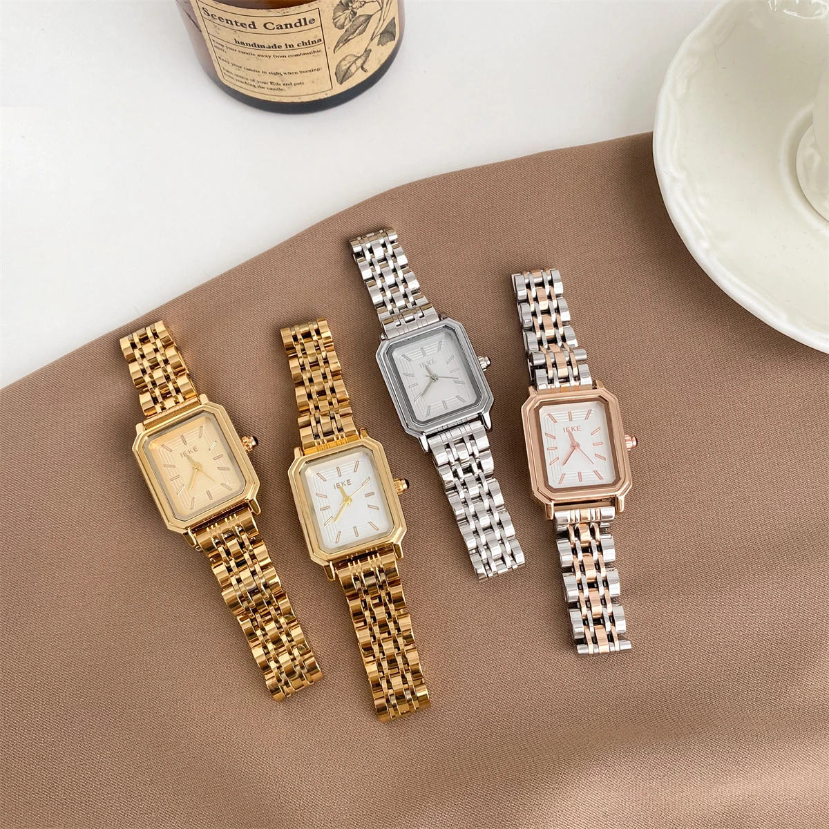 Stylish Casual Simple Square Watch For Women Korean Style Trendy Student Style Steel Strap Retro Small Gold Watch, Quartz Watch.
