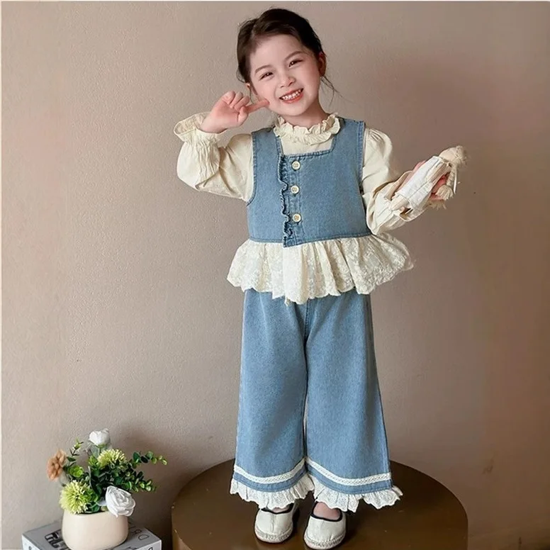 

Новый комплект 2026: модная ковбойская кружевная рубашка, жилет и брюки-палаццо в корейском стиле, комплект из трех предметов