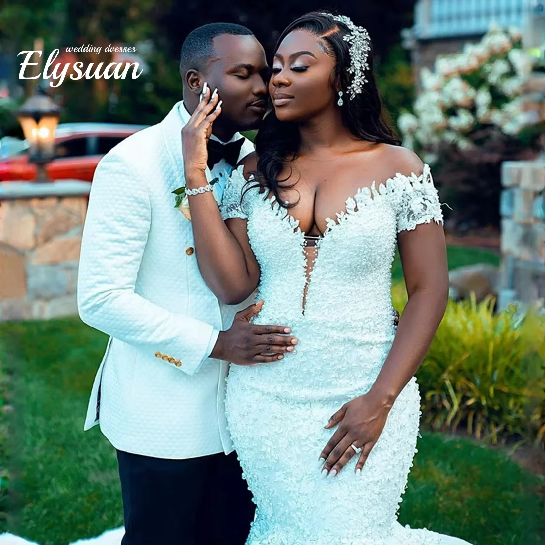 تخصيص قبالة الكتف اللؤلؤ الثقيل حورية البحر فستان الزفاف الأفريقي يزين بالإضافة إلى حجم أثواب الزفاف