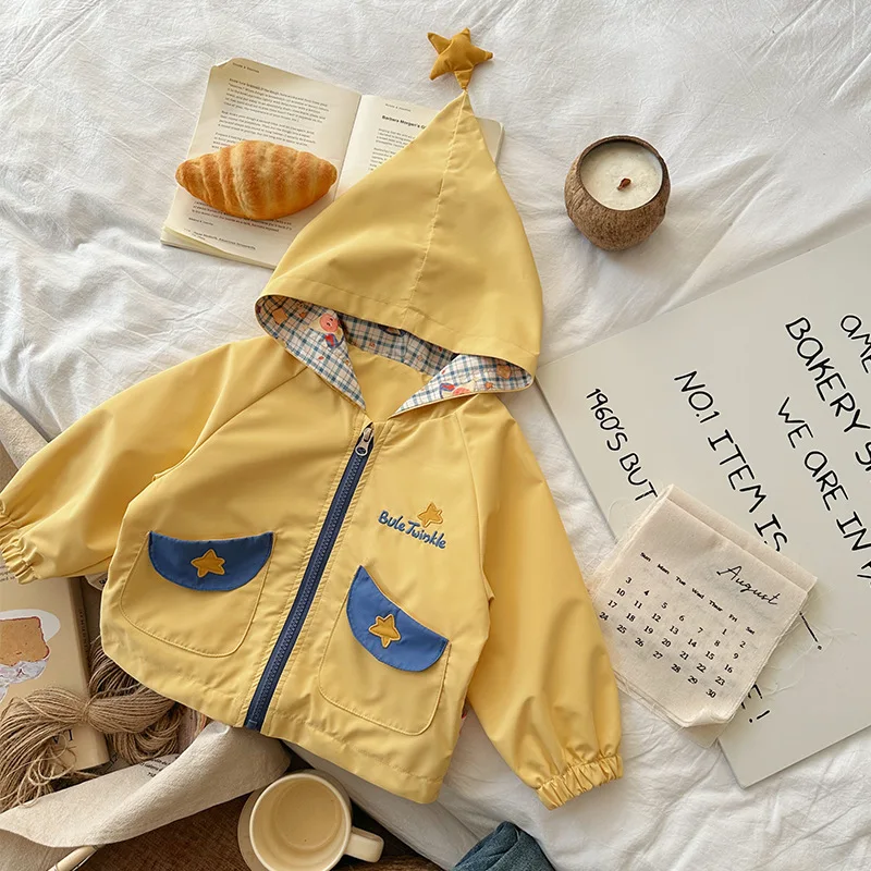 

Милая желтая куртка с вышивкой звездами для мальчиков и девочек, весенняя повседневная куртка на молнии с длинными рукавами, детская верхняя одежда с мультяшным рисунком