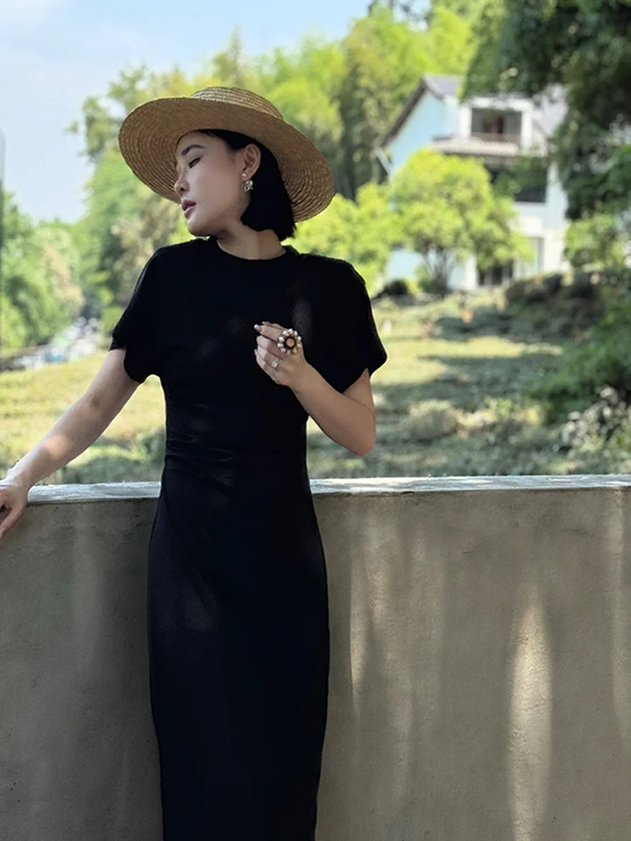 

Элегантная модная универсальная летняя повседневная одежда с плиссированным дизайном, эффектом похудения, коротким рукавом и круглым вырезом