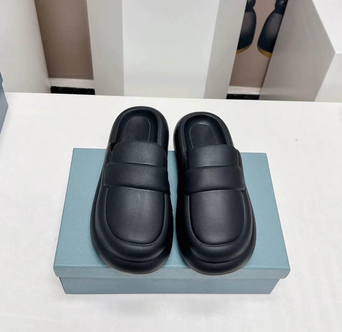 New round toe half slippers for women's summer outerwear casual flat bottomed office anti slip soft sole fashionable sandals