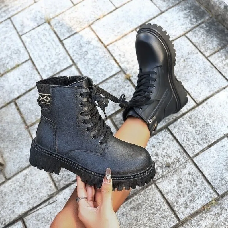 

Новинка 2023 года, осенне-зимние модные стильные ботильоны, женская винтажная кожаная обувь, ботинки на платформе, ботинки, увеличивающие рост на шнуровке