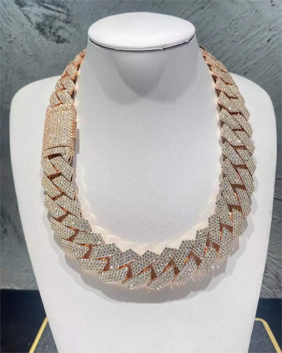 Fashion jewelry Iced out 925 Sterling Silver 4 Rows VVS Moissanite Custom Color Bling Cuban chain necklace