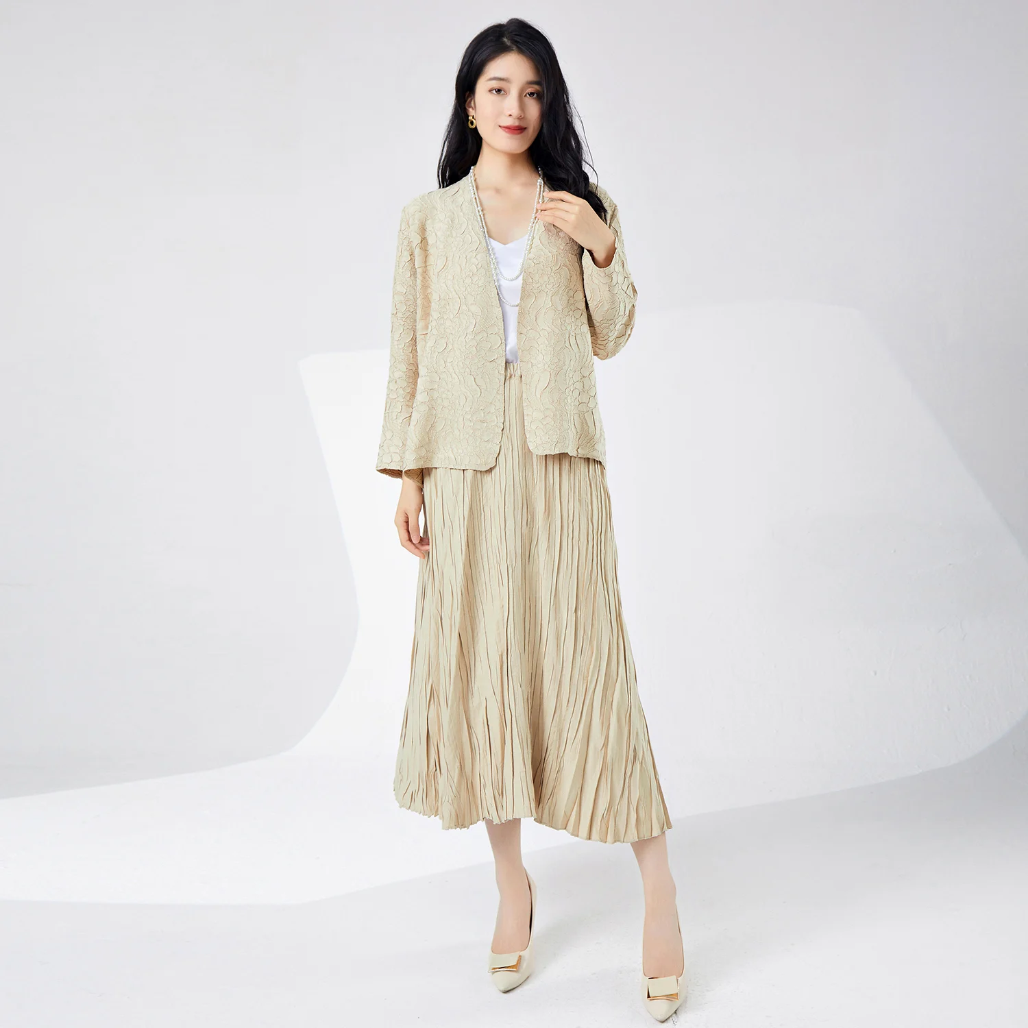 Setelan wanita lipit musim panas atasan kardigan desain ukuran besar elastis dan rok set dua potong