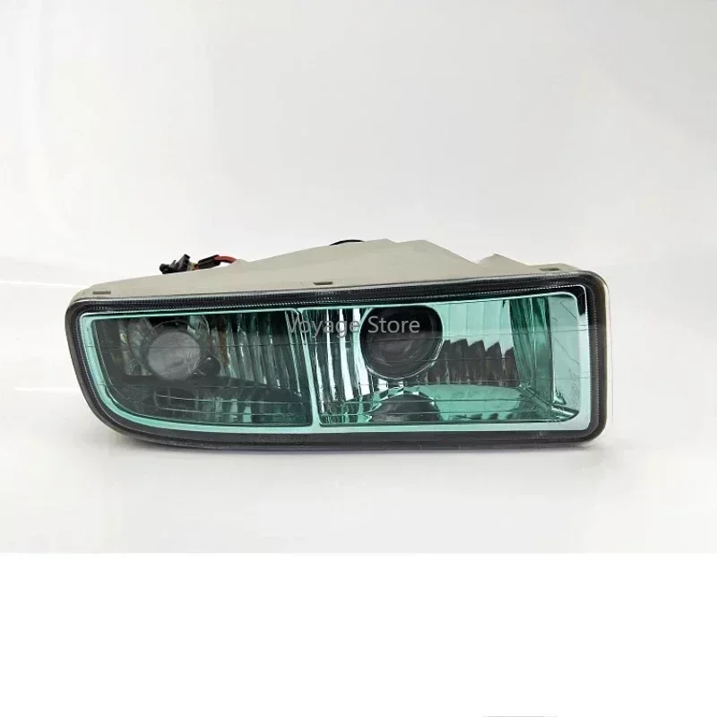 

98-07 Suitable for Lexus LX470 4700 front bar light car front bumper anti-fog light turn signal with lens assembly