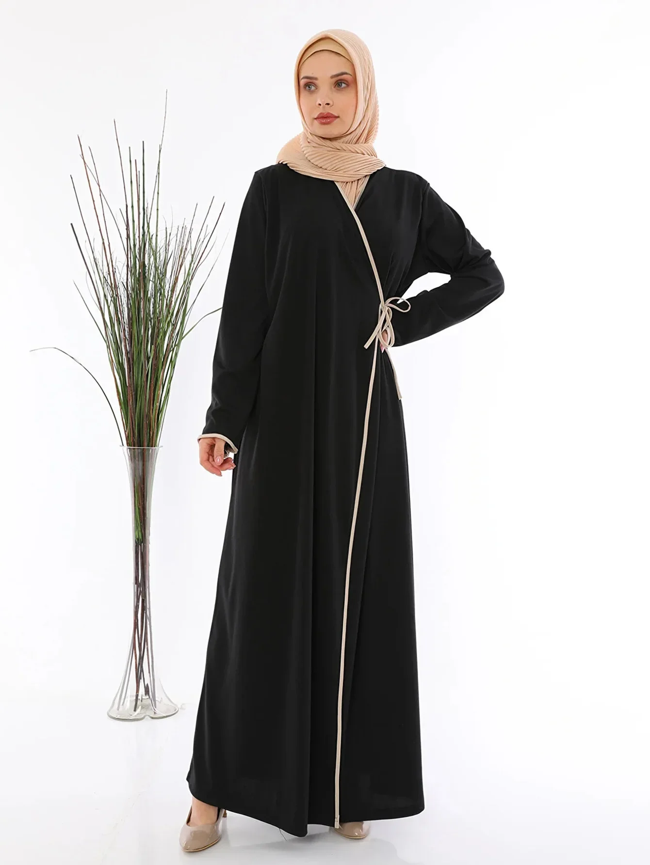 Muslim Long Sleeve Dress Prayer Clothes Women's Solid Color Lace Up Muslim Dress Robe Comfortable Breathable Muslim Costume