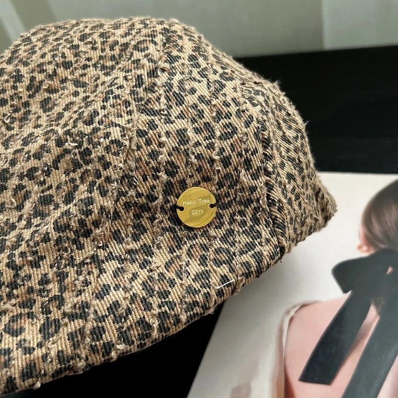 الأمريكية الرجعية كسر ليوبارد طباعة شخصية إلى الأمام قبعة المرأة الربيع والخريف تنوعا مزاجه قصيرة حافة القبعات #5