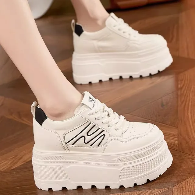 

Women's Thick Bottomed Genuine Leather Sneakers Comfortable All-Match Flat Bottomed Shoes Spring Season Business Casual Footwear
