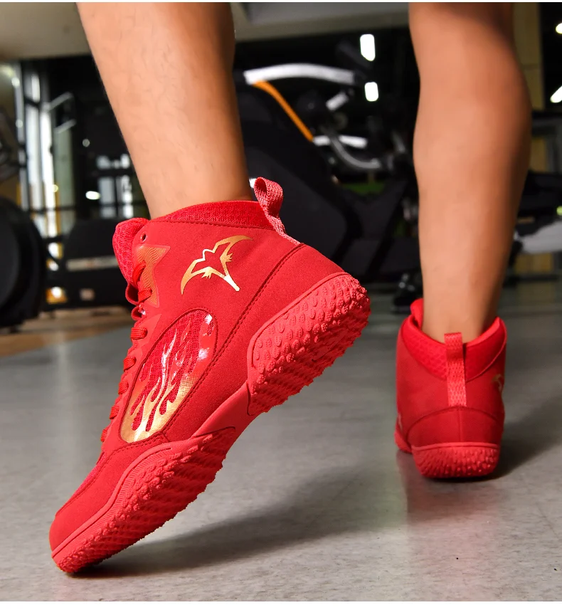 Professional Wrestling Boots Gym Training Shoes Mens Womens White Red Boxing Shoes Neutral Mesh Breathable Fighting Shoes