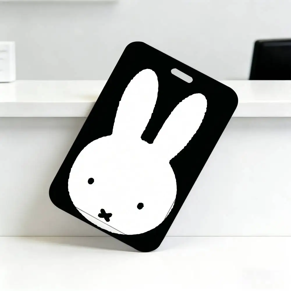 Cartoon M-Miffy Niedliches Schlüsselband mit Rückziehclip und Kartenhalter, Drehbarer Ausweishalter, Familiengeschenk – Detail 15