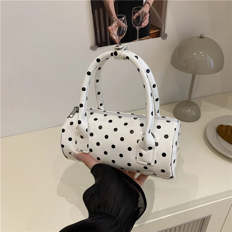 

Elegant Ladies Shoulder Bag Made Of Genuine Leather From Luxury Brand And Famous Designer Women Handbags