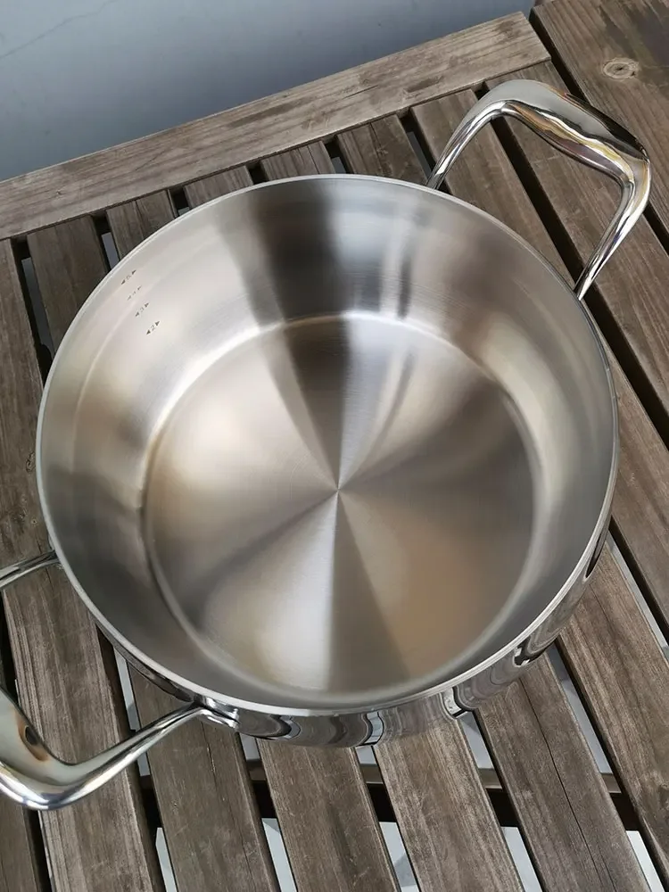 18/10 stainless steel water-locking pot soup pot stew uncoated stock pot porridge 24cm