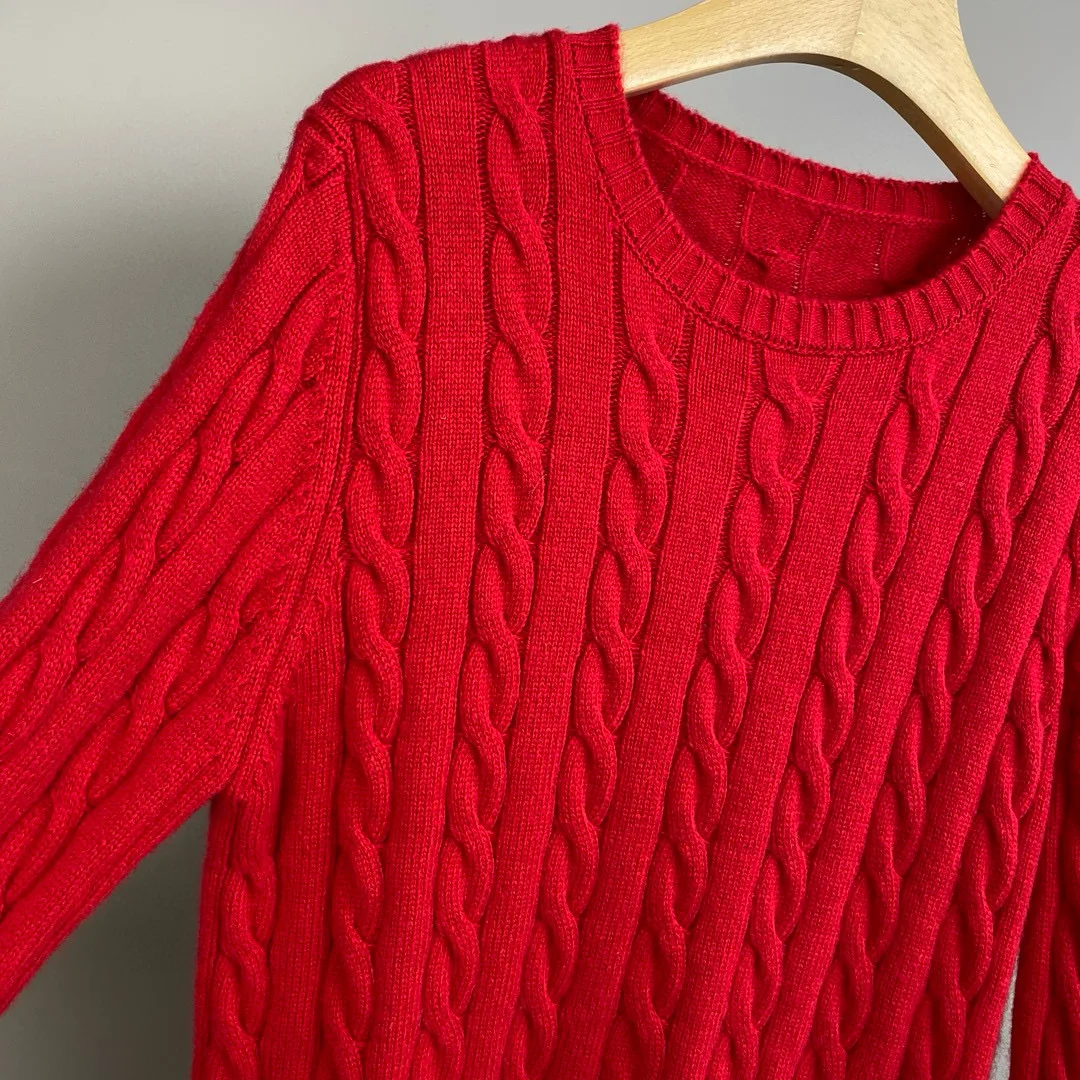 سترة جديدة لخريف وشتاء 2025 بأكمام من الدانتيل ورقبة دائرية من الصوف الخالص - أنيقة وعادية وأنيقة