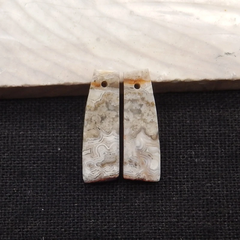 

Natural Crazy Lace Rosetta Stone Handmade Jewelry Earrings Gemstone Accessories for Women 22x7x3mm 1.8g