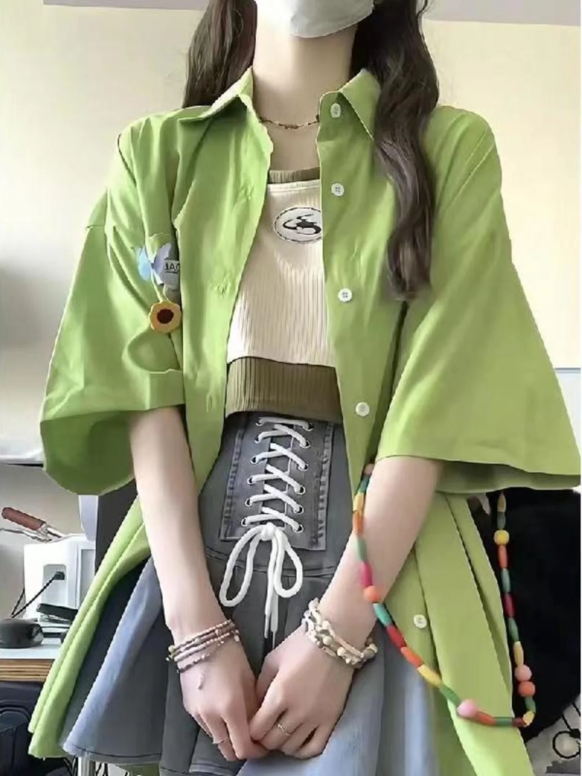 

Американская ретро-рубашка цвета авокадо с коротким рукавом и воротником, женская летняя свободная универсальная рубашка для студентов и пар, визуально стройнящая фигуру