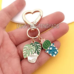 Cute Fashion A Kind of Cactus Keychain Ladies Succulent Potted Succulent Keychain Golden Car Keychain Gift for Friend