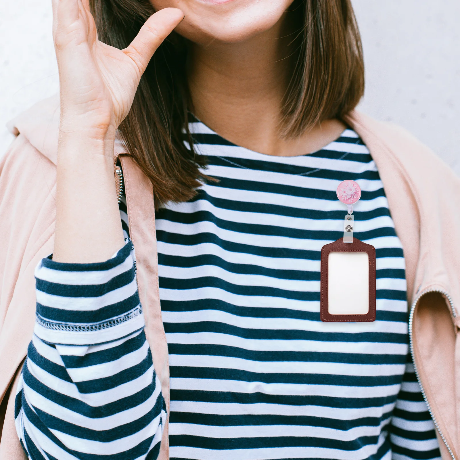 

2Pcs 3D Flower Id Badge Reel Clips Creative Retractable Cards Holder Buckles Universal Plastic Badge Clip for Work School Events