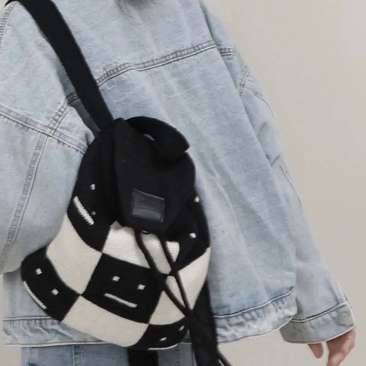 Ins الكورية محبوك ابتسامة الوجه على ظهره المرأة منقوشة كتلة اللون سعة كبيرة الرباط Daypack السيدات اليومية Mochilas Mujer جديد