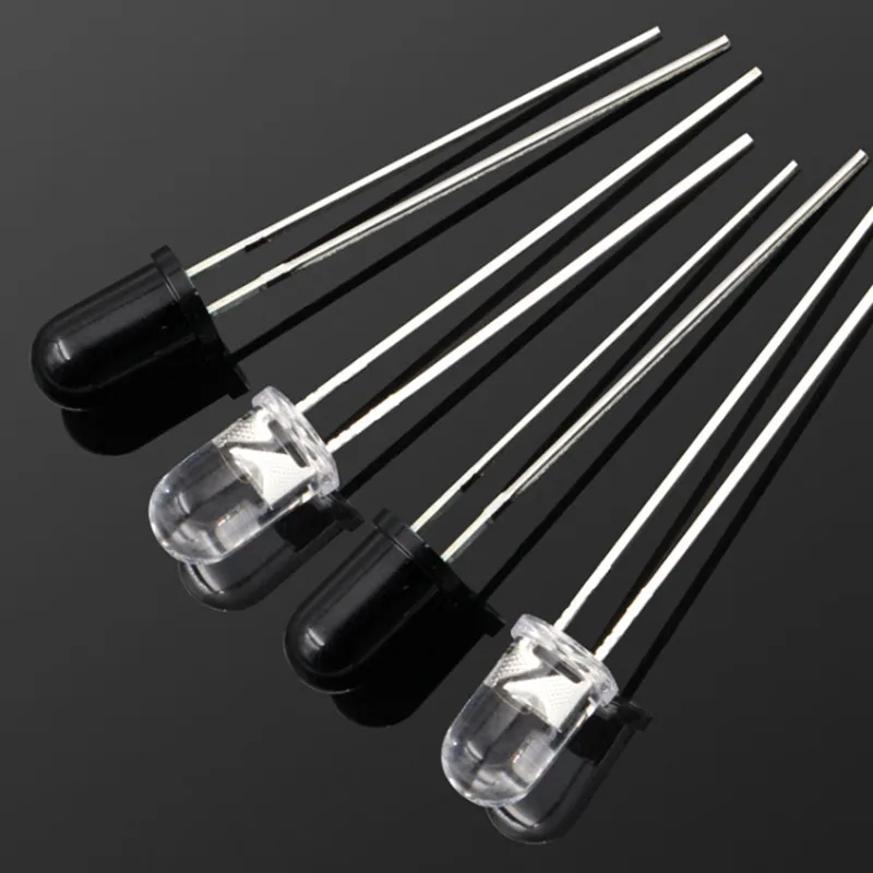 50PCS F5 infrared emitter tube wavelength 940NM 5MM black/transparent photosensitive direct insertion diode LED sensor