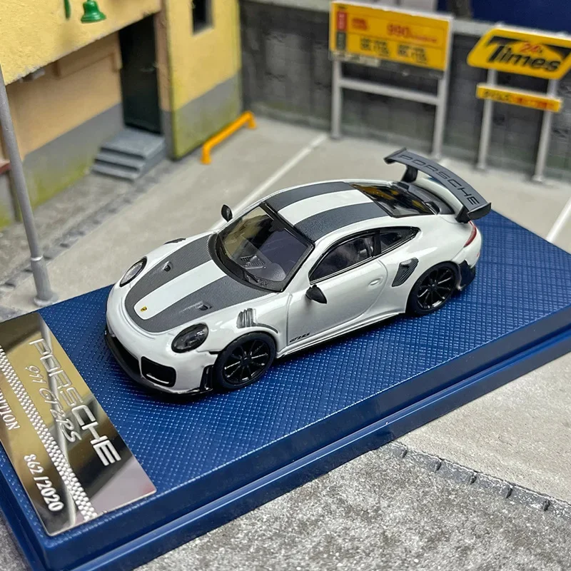 

1:64 911 GT2 RS Alloy Sports Car Model Diecast Metal Track Racing Car Model Miniature Scale Simulation Collection Kids Toys Gift