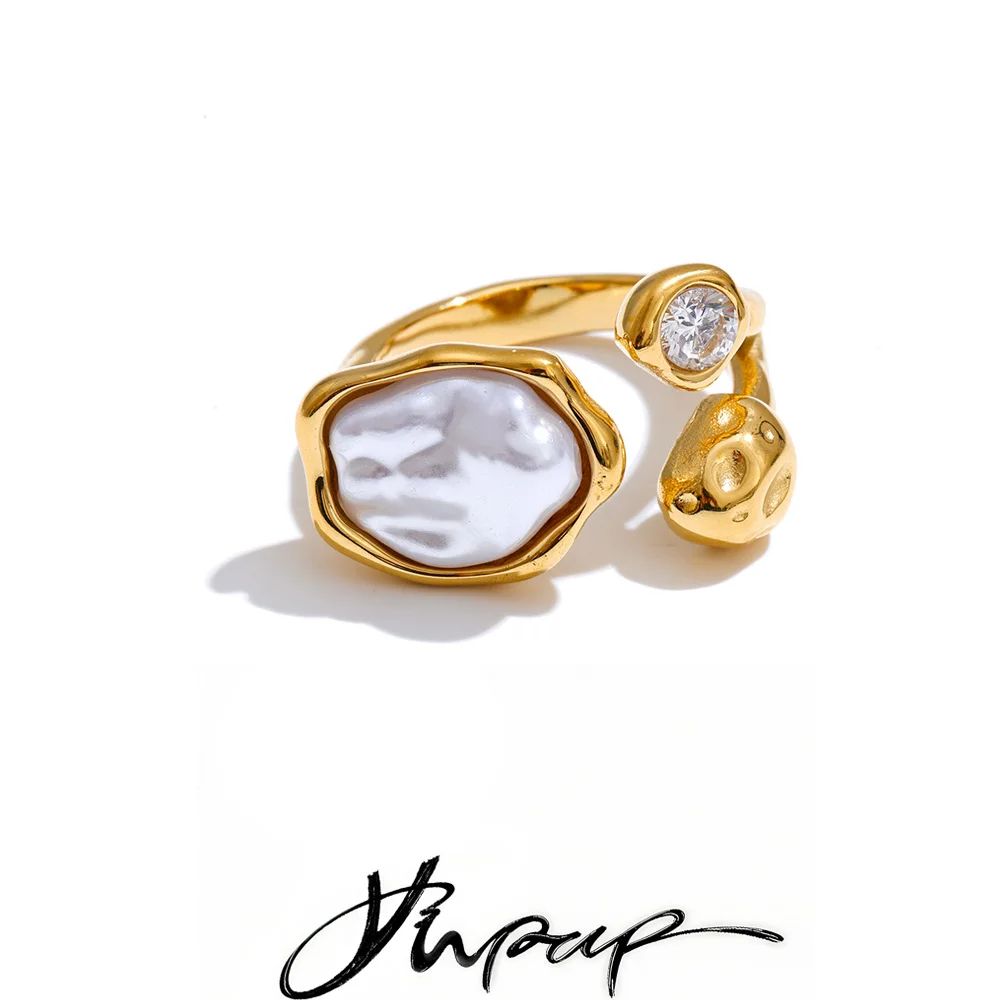 Yhpup Taglia 8 Elegante unico perla simulata Anello da dito con zirconi Gioielli retrò con geometria in acciaio inossidabile placcato oro e platino