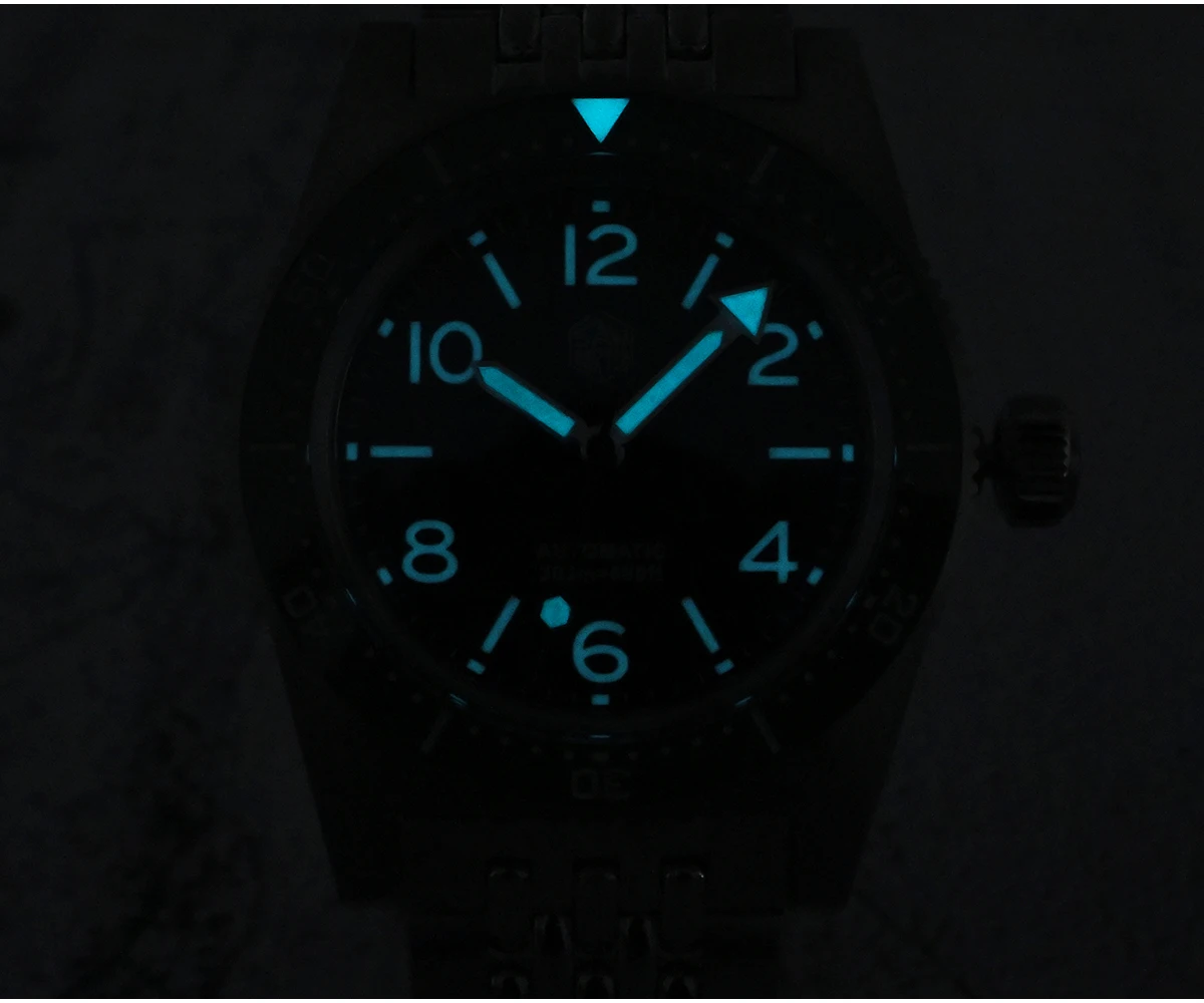 San Martin Men  Automatic Watch 37MM 62Mas Luxury Mechanical Wristwatch Diver 200M Waterproof BGW-9 Luminous Adjustable Clasp