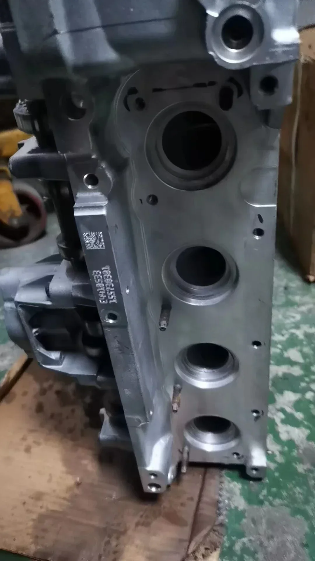 

superior quality Top Quality Auto Engine Part Cylinder Head For BMW N20 N20B20 2.0L OE 7624778