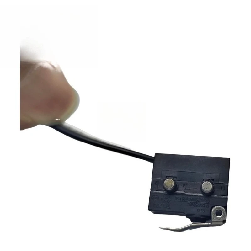 Car Door Lock Actuator with Micro Switch Harness 20425121 20425122 84173875 Auto Central Lock Motor Replacement Assembly