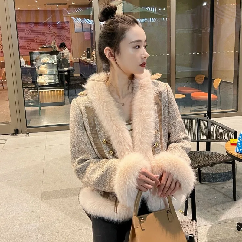 2023 Winter New Women imitation Fox Fur Coat Fashion V-neck Patchwork Short Outwear female temperament casual warm outcoat